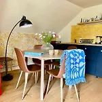 U Mluvicich Kamenu Apartment